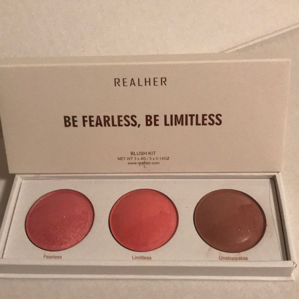 RealHer - Be Fearless, Be Limitless- Blush Kit